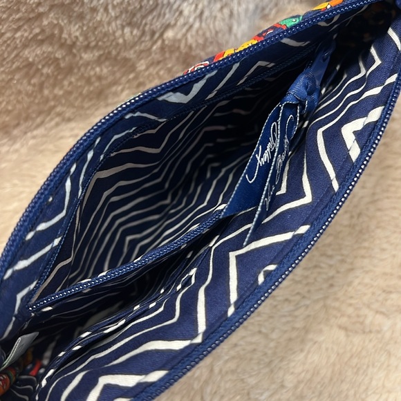 VERA BRADLEY Venetian Paisley Push Lock Wristlet - Picture 9 of 14